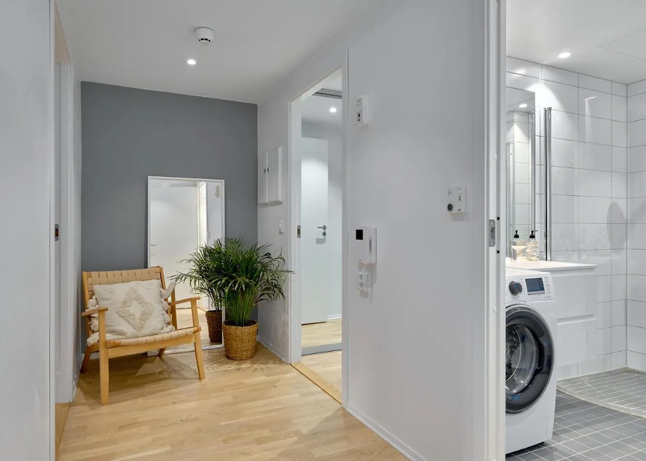 Stylish 2-Br Retreat In Heart Of Vibrant Bergen Apartman